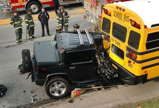hummer-crash.jpg